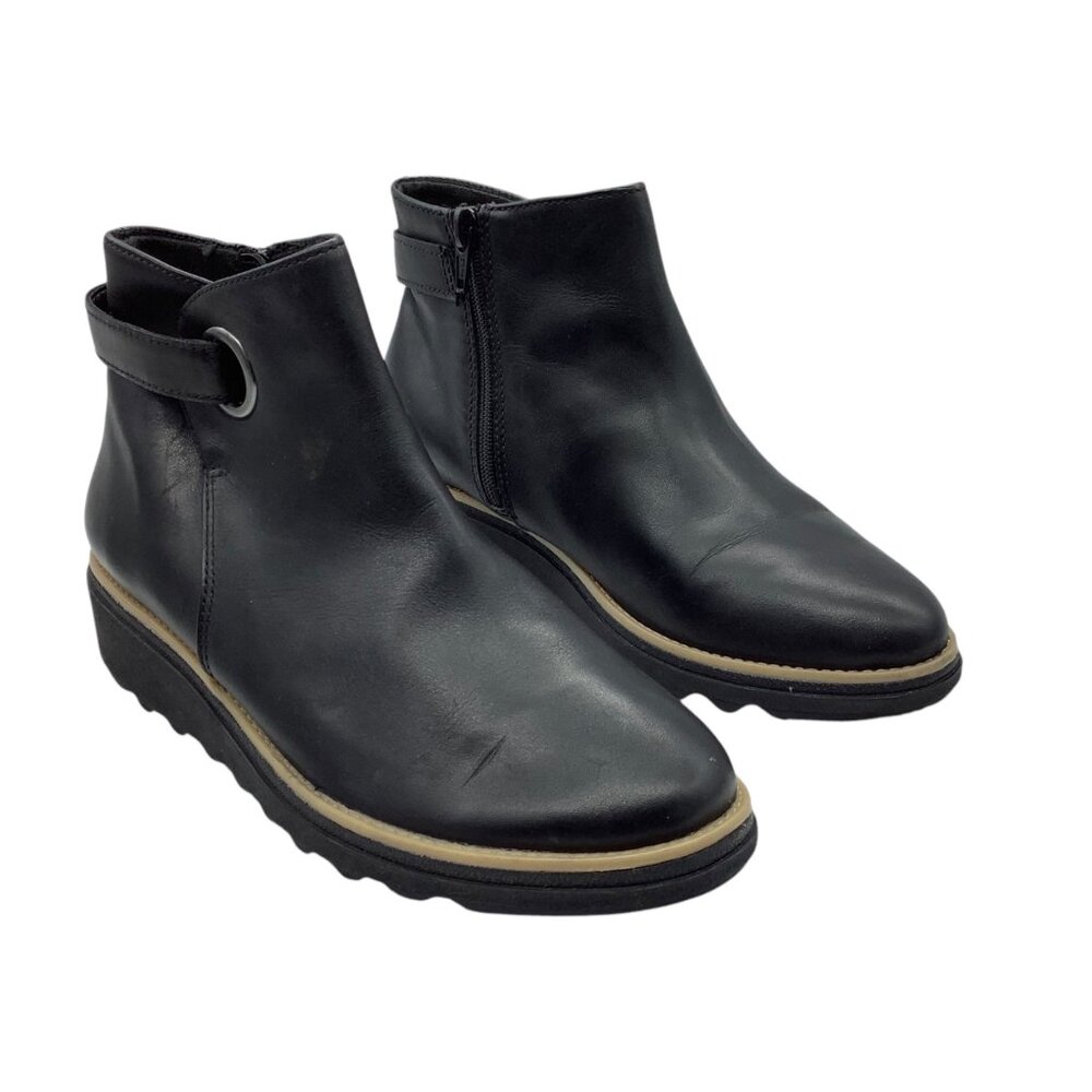 Clarks Womens Black Leather Ankle Boots Wedge Sole‎ Side Zipper Size 5.5 FLAW